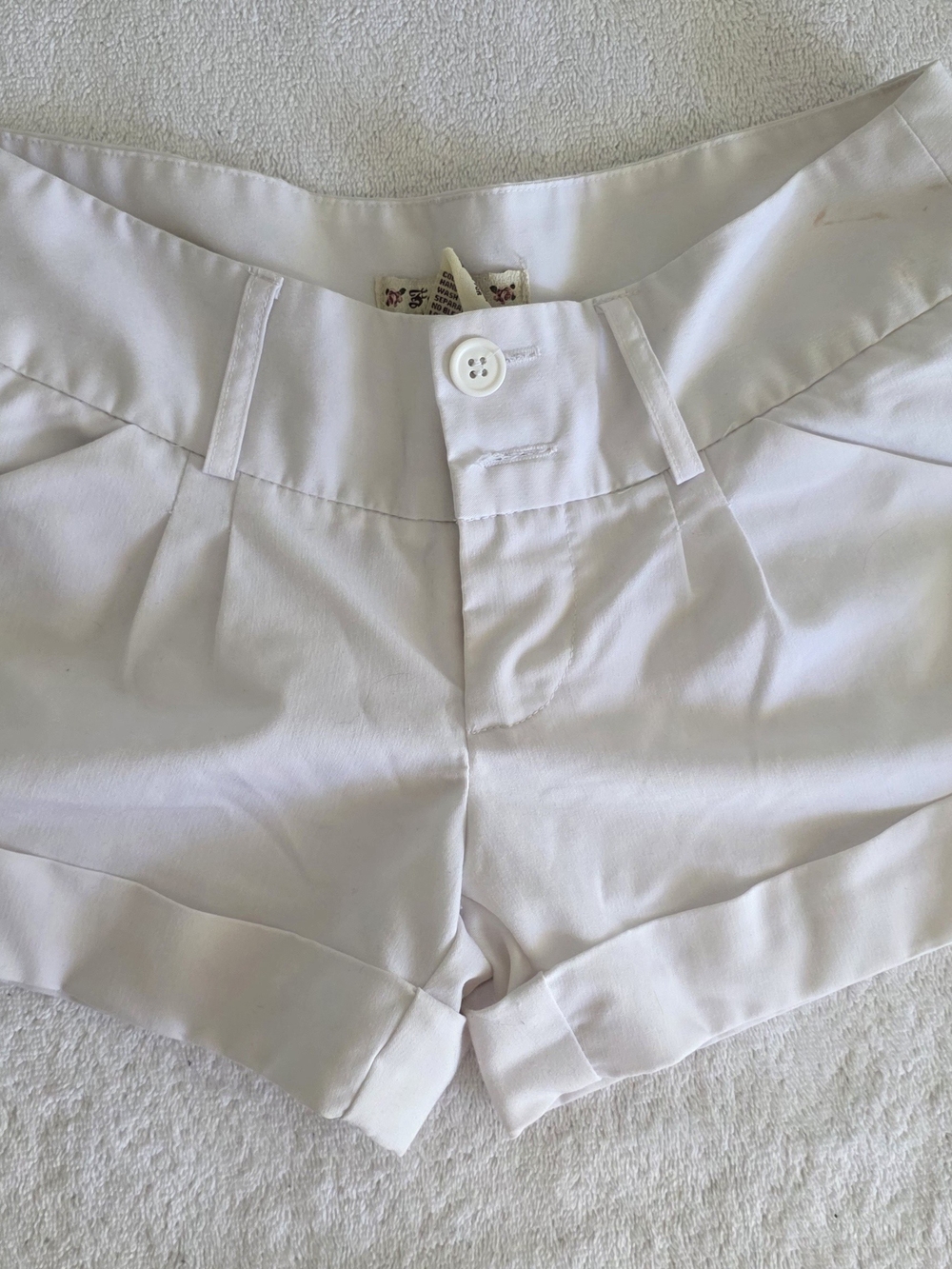 Vintage Y2K Forever 21 Low Rise White Micro Shorts Flower Tag